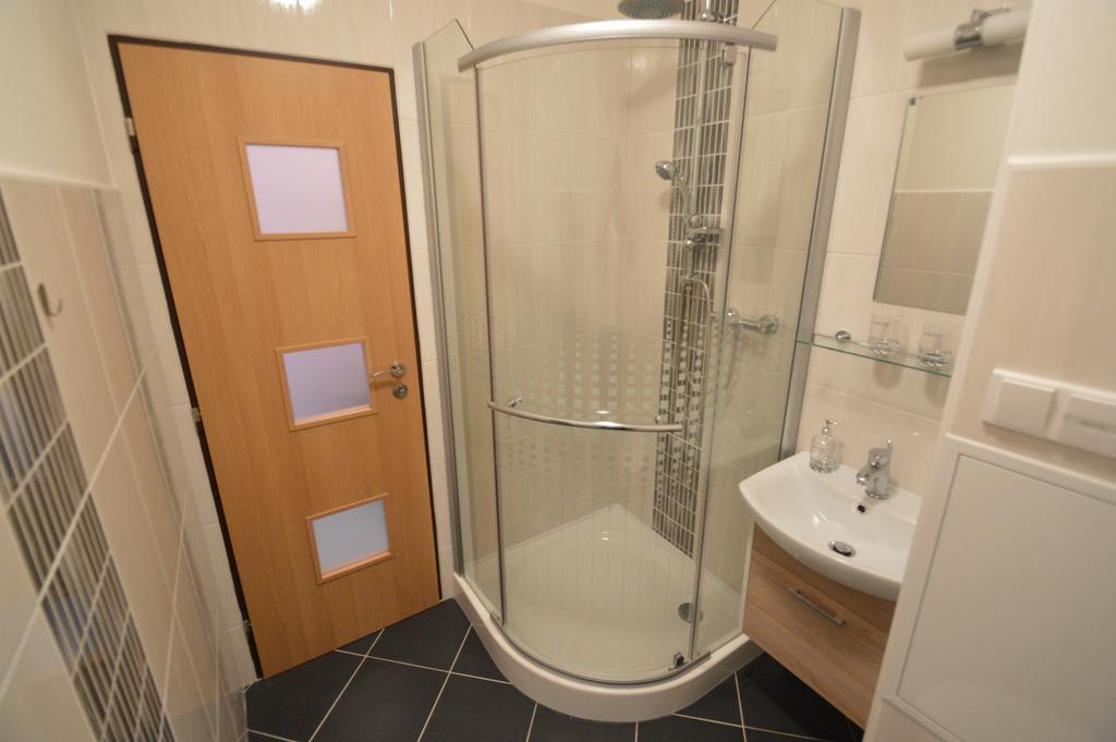 Garsonka Hlinik Apartment Třeboň Стая снимка